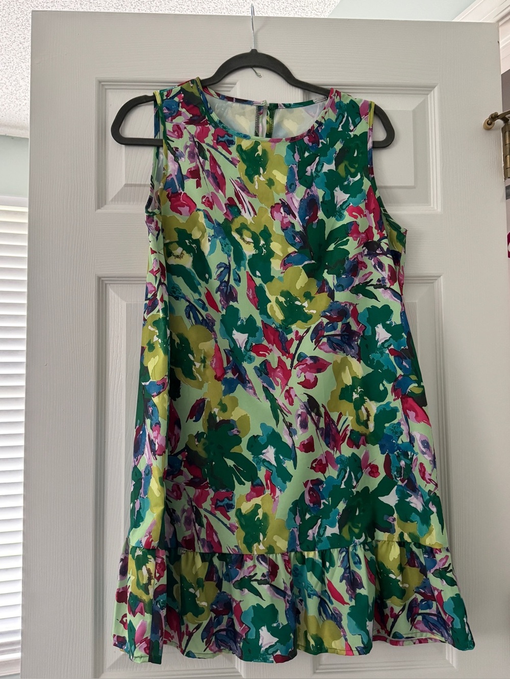 SHEIN Pastel Floral Sleeveless Dress in Mint, Pink, Green